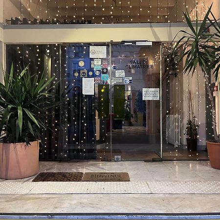 Hotel L'Univers Chatellerault Exterior photo